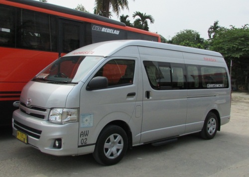Sewa Mobil Van Minibus Pariwisata 12-14 Seat